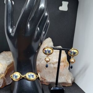 Vintage Gold Tone and Blue Floral Jewelry Set